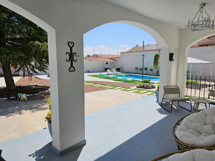 Vila La Casa Del Arbol Fuentiduena de Tajo Exteriér fotografie